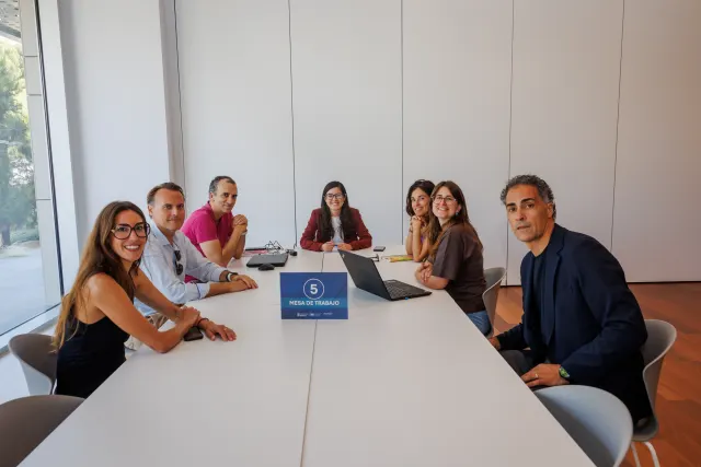 Mesa de trabajo 5